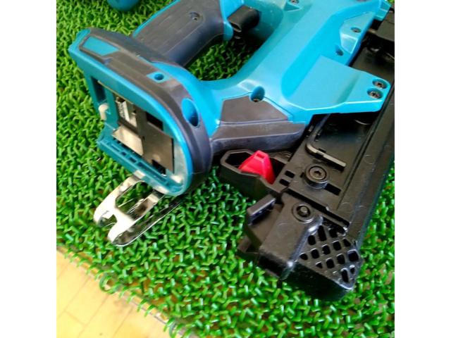【マキタ】充電式釘打 FN350D