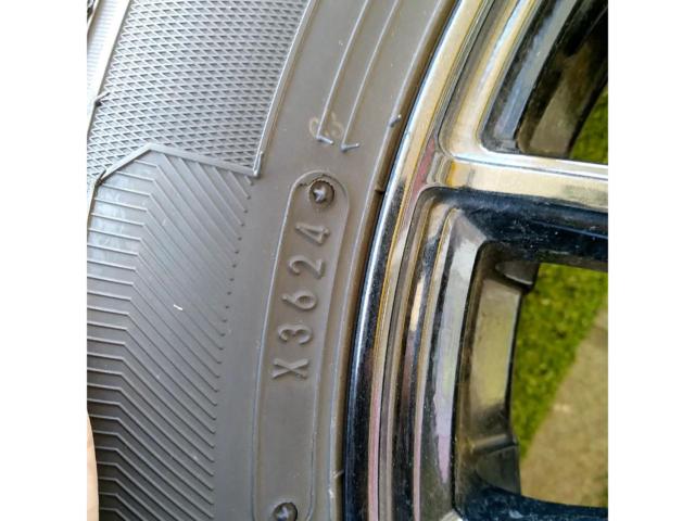 【BADX(バドックス)】D.O.S.(ディーオーエス) スポークホイール+【GOODYEAR】ICE NAVI7+【GOODYEAR】ICE NAVI8