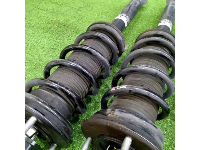 【トヨタ純正】210系クラウンアスリート純正サスキット+RS-Rダウンサス