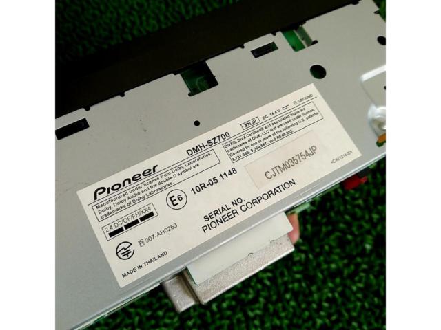 carrozzeria
DMH-SZ700
6.8V type wide VGA / Bluetooth / USB / tuner / DSP main unit