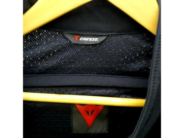 DAINESEHYDRA
FLUX
D-DRY jacket