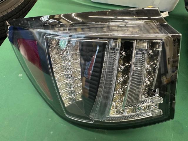 SONAR LEDスモークテールランプ 4分割