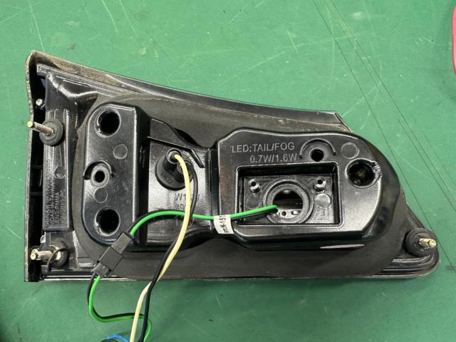 SONAR LEDスモークテールランプ 4分割
