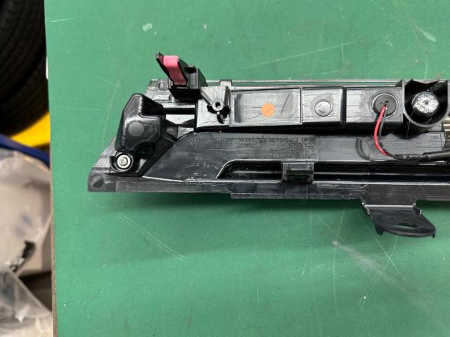 ダイハツ純正オプション LA600/タントカスタム イルミネーション内蔵フロントグリル 53100-B2010-H