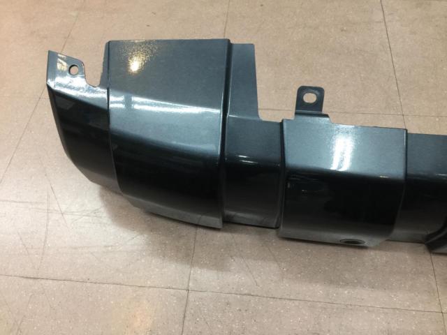 新型 デリカD5/後期/純正/CV1W/リアバンパーセンター