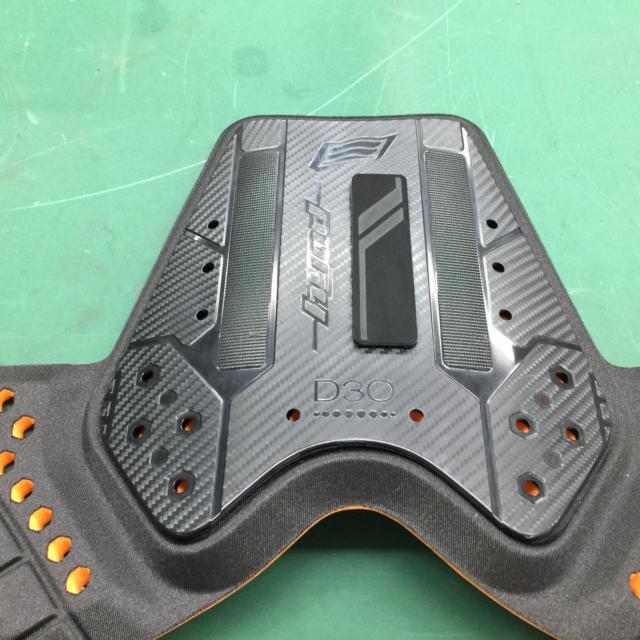 【HYOD】D3O チェストプロテクター