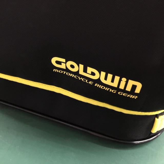 【GOLDWIN】クロスオーバーリアバッグ