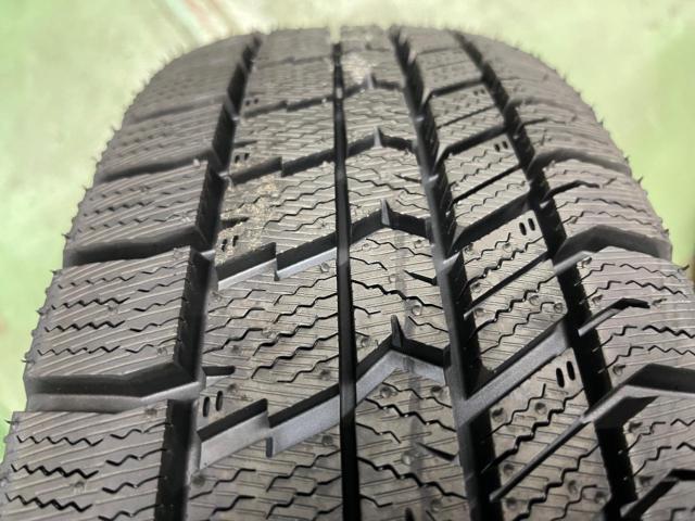 ホンダ純正(HONDA)  N-BOXカスタム純正ホイール  + GOODYEAR(グッドイヤー) ICENAVI8