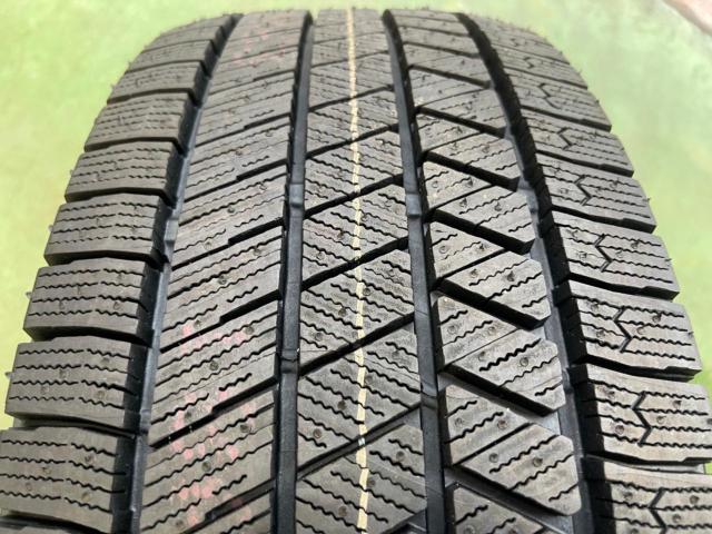 トヨタ純正(TOYOTA)  ノア純正ホイール  + BRIDGESTONE(ブリヂストン) BLIZZAK VRX3