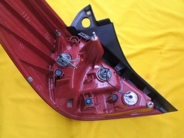 ワケアリ NISSAN ティーダ/C11 純正テールレンズ