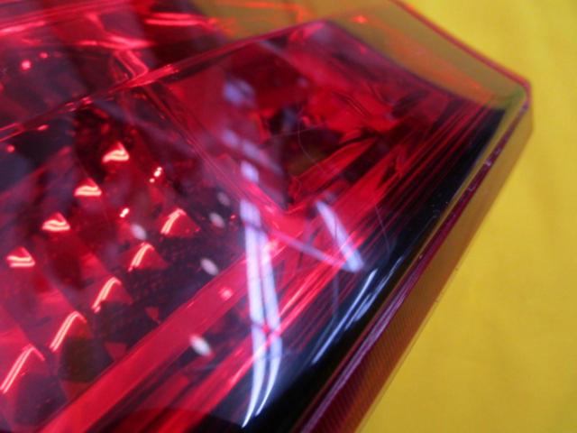 MAZDA
Premacy / CW system
Genuine taillight (driver's side only)