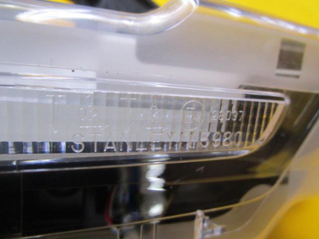 MAZDA
MX-30
Genuine front turn signal lamp (passenger side only)