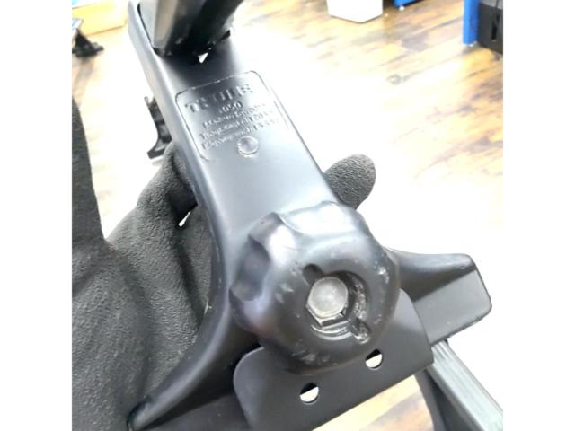 ★旧デリカ★ THULE ベースキャリア