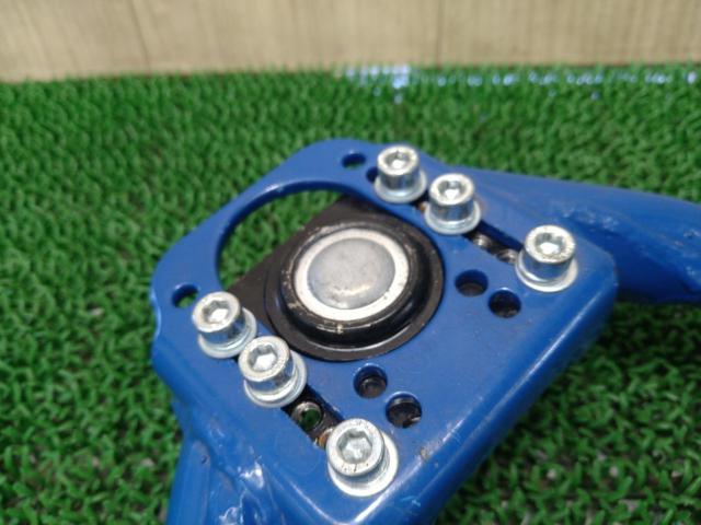 ★スカイラインクーペ V35★ メーカ不明 調整式 フロントアッパーアーム