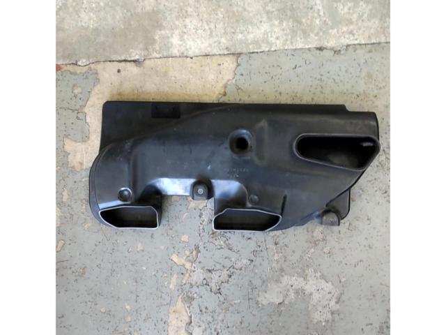 Mazda
RX-7 genuine
Intake duct
