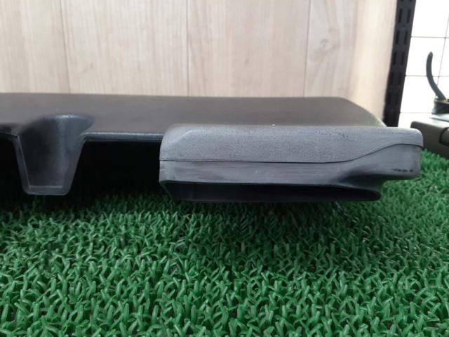 Mazda
RX-7 genuine
Intake duct