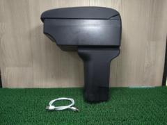 メーカ不明 フィアット500 センターコンソール(肘掛け)
