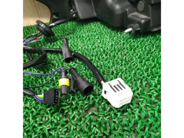 メーカー不明 シルフィ シーケンシャル切り替え式LEDスモークテールレンズ