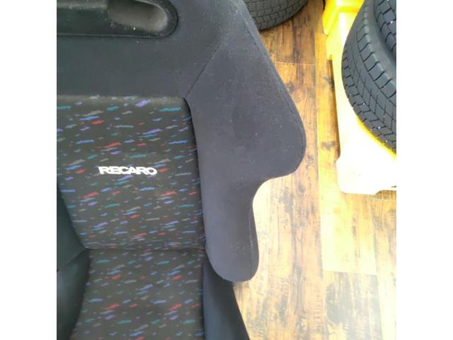 Z32 with all original options?!
RECARO
SR-2
Le Mans color