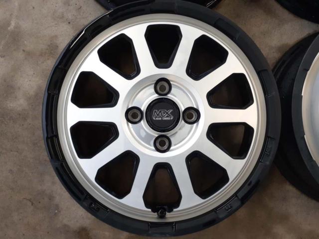 HOT
STUFF (Hot Stuff)
MAD
CROS (Mad Cross)
RANGER
15 inches