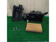 TOYOTA (Toyota)
Aqua
10 system
Genuine air cleaner box