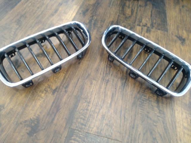 BMW
F30 system
Genuine grill
Right and left