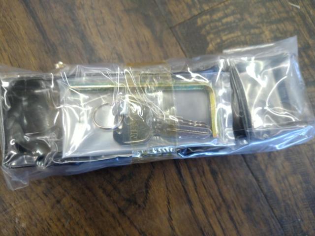  unused goods 
NAVAN
Nissan genuine OP
Ski roof rack