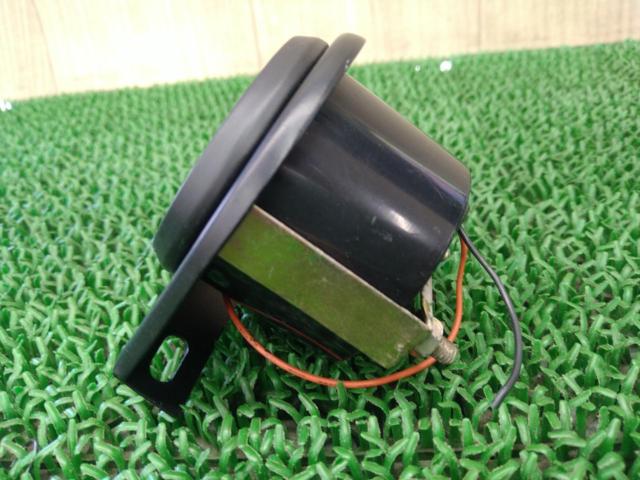 Sanpet (with minor defects)
Voltage system
52Φ