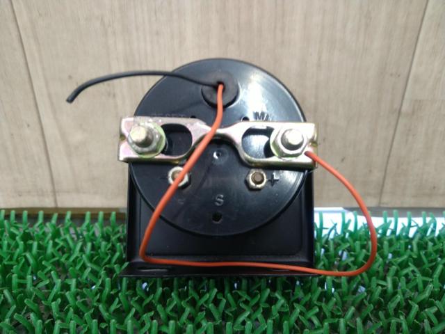 Sanpet (with minor defects)
Voltage system
52Φ