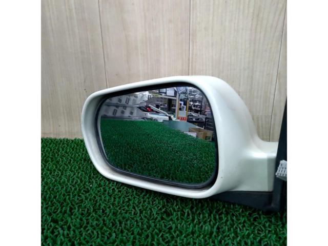 HONDA (Honda)
Integra
DC5
Late type
Genuine side mirror
※ left only