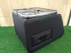 Wakealli maker unknown
General-purpose type
Center console
Box