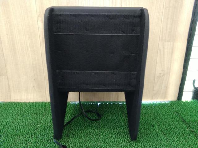 Wakealli maker unknown
General-purpose type
Center console
Box