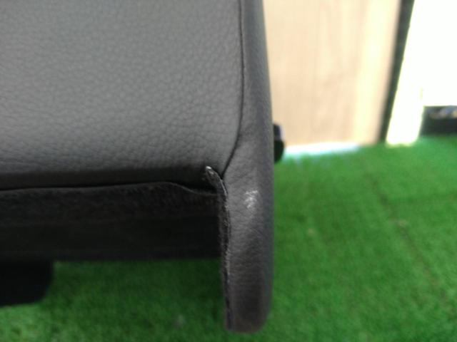 Wakealli maker unknown
General-purpose type
Center console
Box