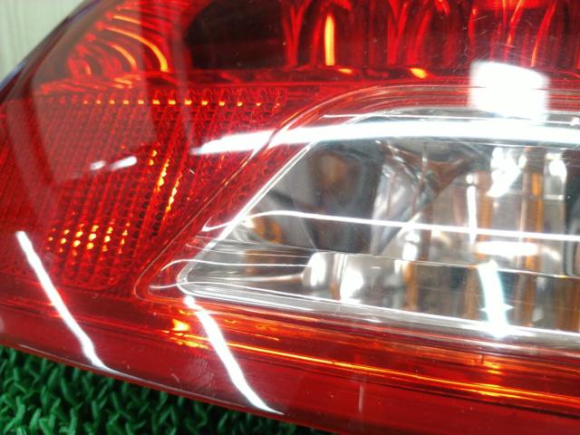 TOYOTA (Toyota)
18 series Crown Majesta
Genuine tail lens
Driver's side only