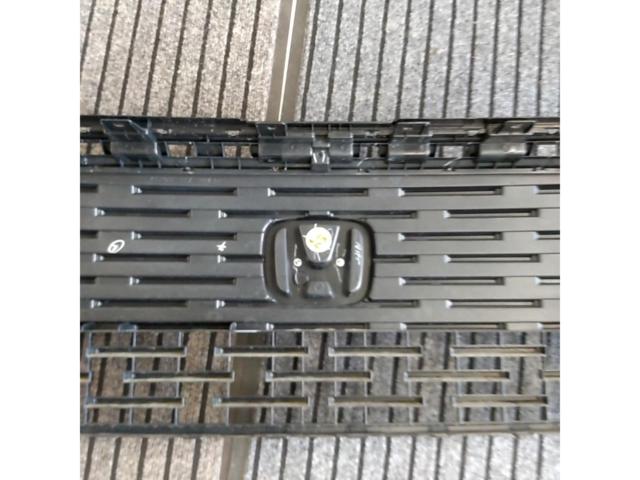 ホンダ WR-V/DG5純正グリル