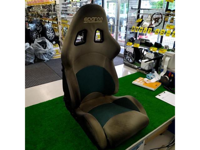 【SPARCO】シート