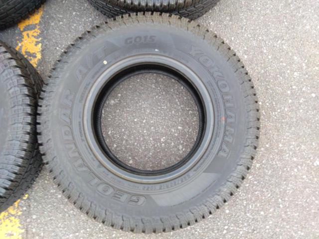 YOKOHAMA GEOLANDAR A/T G015 225/80R15