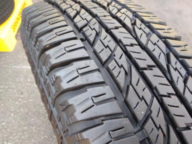 YOKOHAMA GEOLANDAR A/T G015 225/80R15