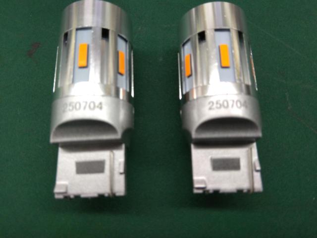 【GRX-753】AXS GraphicRay 衝撃光 スパイラルウインカーバルブT-20