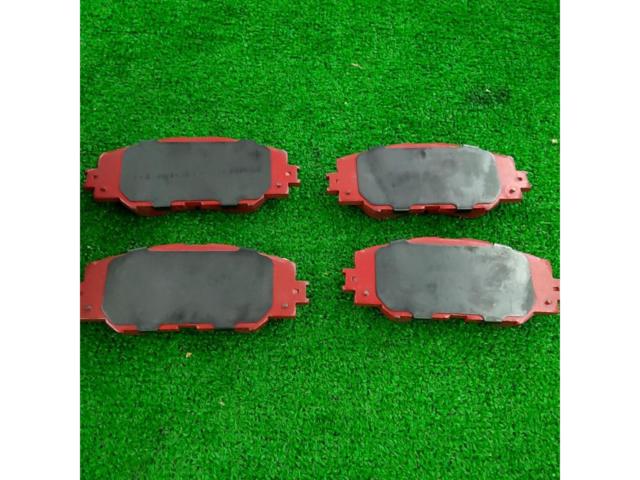 Toyota genuine TRD brake pads
PTR09-52110