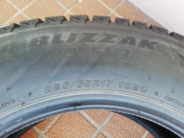 【BRIDGESTONE】BLIZZAK DM-V3  225/65R17