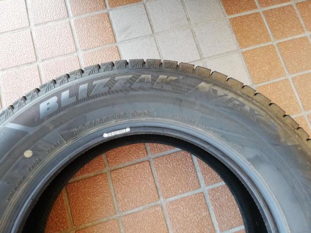 BRIDGESTONE BLIZZAK
VRX3
205 / 60R16
