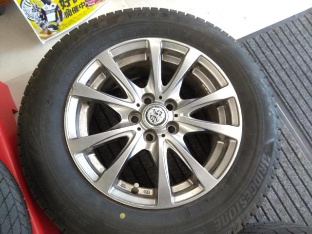 BIG WAY TRG  + BRIDGESTONE VRX3 195/65R15 平座ナット