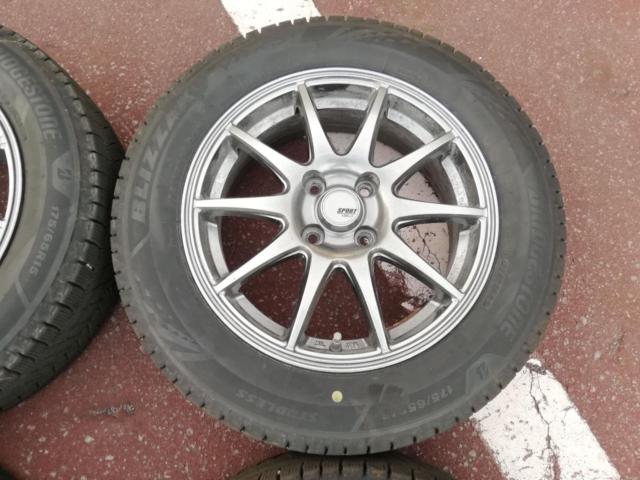 Yellow
HatSPORT
ABELIA
+BRIDGESTONEBLIZZAK
VRX3
175 / 65R15