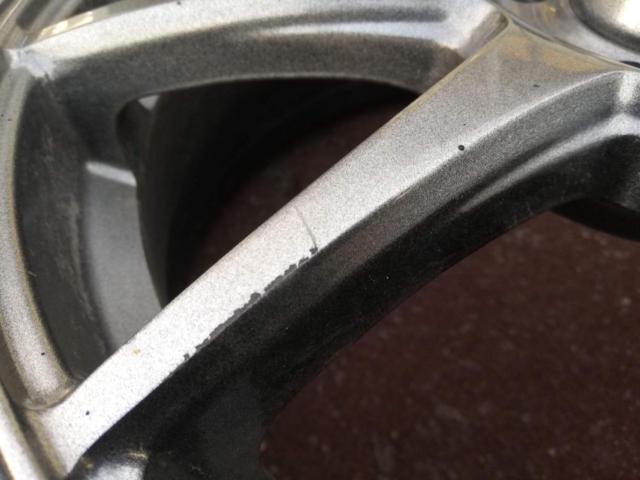 Yellow
HatSPORT
ABELIA
+BRIDGESTONEBLIZZAK
VRX3
175 / 65R15