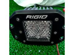 ☆海外モデル 並行輸入品☆ RIGID INDUSTRIES Dシリーズ Pro フラッシュマウント 212513BLK? 片側のみ