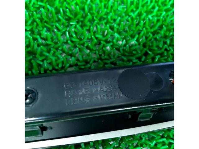 ☆200系ハイエース 未使用☆ Valenti JEWEL LEDハイマウントストップランプ クリアブラックリム/クローム【HT200ACE-CC-1】