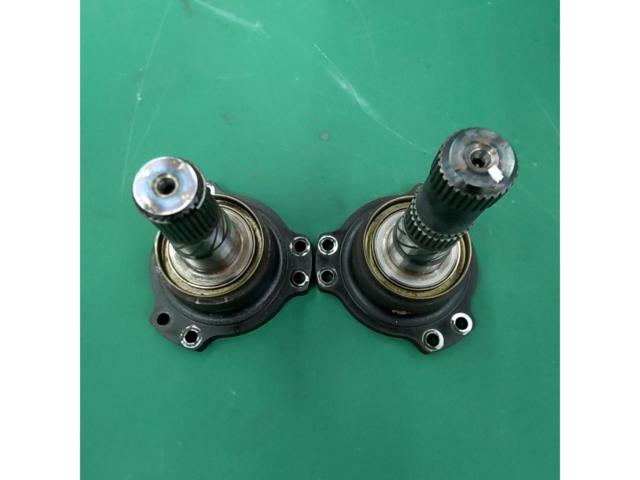 For overhaul!!
Nissan genuine 6-hole differential side flange, 30 threads.
S13 / S14 / S15
R32 / R33 etc