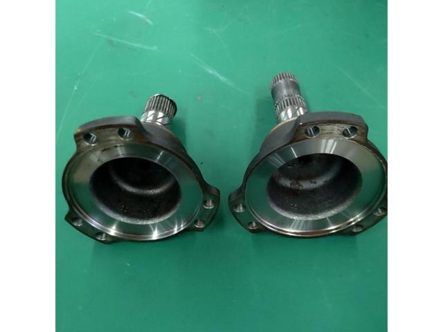 For overhaul!!
Nissan genuine 6-hole differential side flange, 30 threads.
S13 / S14 / S15
R32 / R33 etc