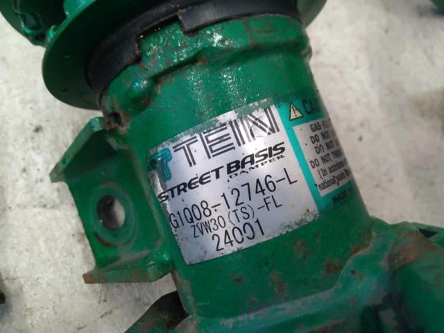 TEIN STREETBASIS ネジ式車高調 30系プリウス